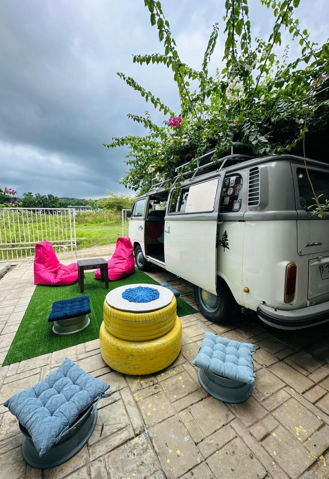 לבואן באג'ו D'Flora Homestay מראה חיצוני תמונה